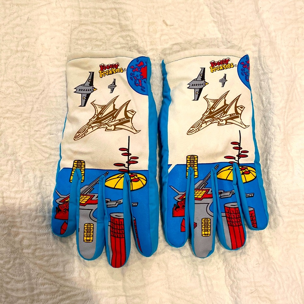 FREEZY FREAKIES VINTAGE 1980’s gloves!